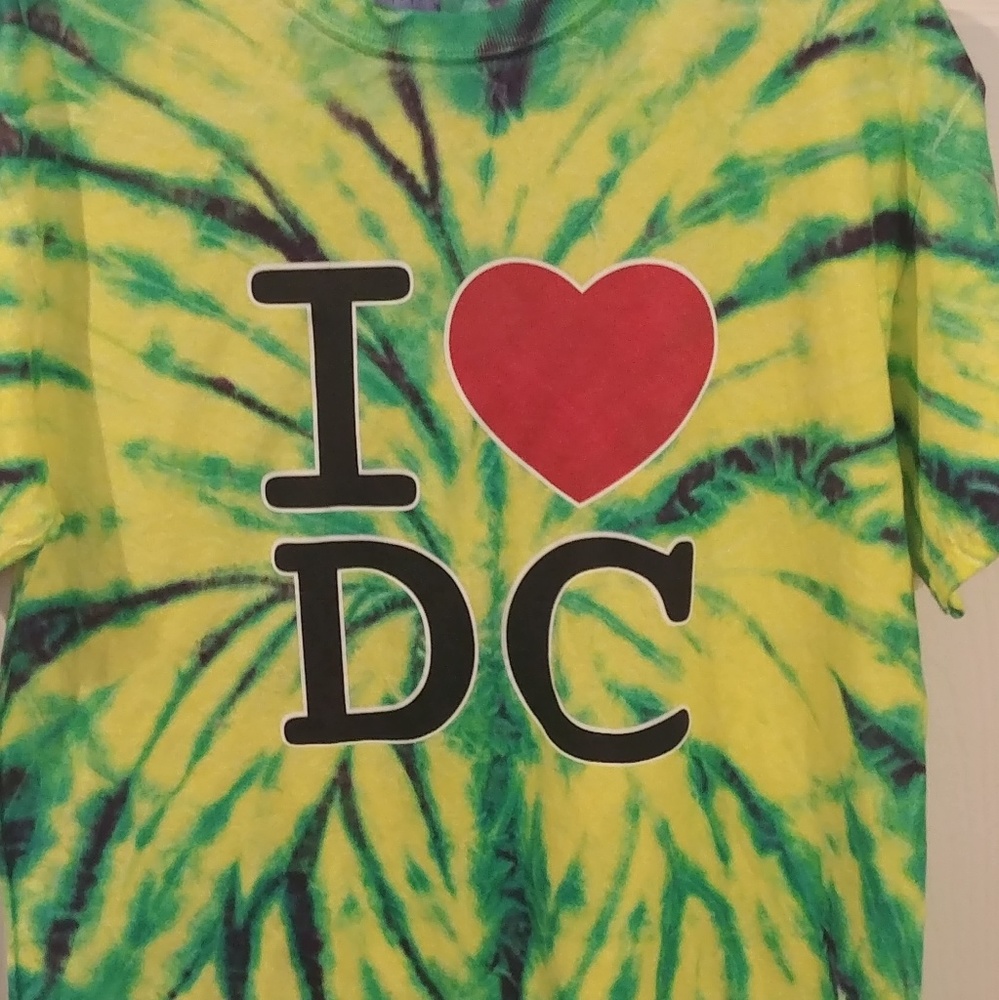 Very cool tie-dye I love DC t-shirt